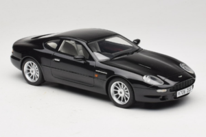 Aston Martin DB7 Bowland Black Cult Models 1:18 CML187-2 Resina - imagem 4 de 6