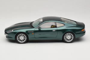 Aston Martin DB7 Buckinghamshire Green Cult Models 1:18 CML187-1 Resina - imagem 3 de 6