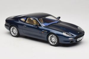 Aston Martin DB7 Mendip Blue Cult Models 1:18 CML187-3 Resina - imagem 4 de 6