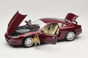 Aston Martin DB7 Vermelho Guiloy 1:18 67550 Metal - imagem 2 de 8