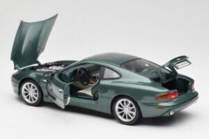 Aston Martin DB7 Vantage Verde Maisto 1:18 36880 Metal - imagem 5 de 8