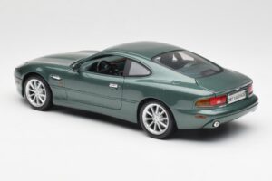 Aston Martin DB7 Vantage Verde Maisto 1:18 36880 Metal - imagem 7 de 8