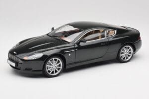Aston Martin DB9 Preto Solido 1:18 15025600 Metal