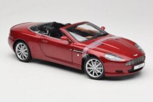 Aston Martin DB9 Volante Vermelho Solido 1:18 8163 Metal - imagem 6 de 8