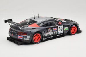 Aston Martin DBR9 GT1 #59 Team Modena A. Garcia / J. Menten / C. Fittipaldi 24 Hours of Le Mans 2006 Solido 1:18 80014 Metal - imagem 3 de 8