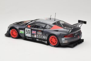 Aston Martin DBR9 GT1 #59 Team Modena A. Garcia / J. Menten / C. Fittipaldi 24 Hours of Le Mans 2006 Solido 1:18 80014 Metal - imagem 7 de 8