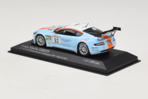 Aston Martin DBRS9 Gulf #92 T. Enge / Lechner VLN 250 Nurburgring 2008 Minichamps 1:43 400081392 Metal - imagem 3 de 4