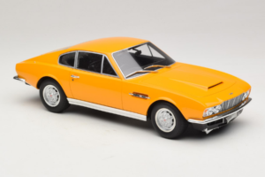 Aston Martin DBS Amarelo GT Spirit 1:18 GT079 Resina - imagem 4 de 6