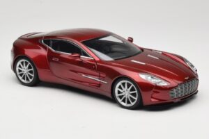 Aston Martin One-77 Diavolo Red AUTOart 1:18 70245 Metal - imagem 6 de 8