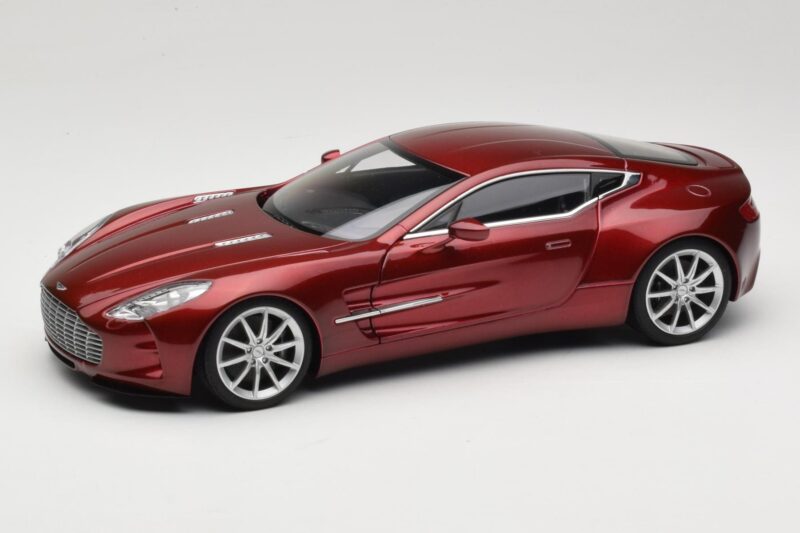 Aston Martin One-77 Diavolo Red AUTOart 1:18 70245 Metal