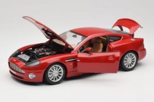 Aston Martin V12 Vanquish Vermelho Bburago 1:18 34063 Metal - imagem 2 de 8