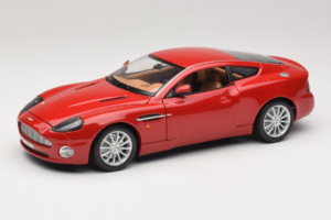 Aston Martin V12 Vanquish Vermelho Bburago 1:18 33334063 Metal