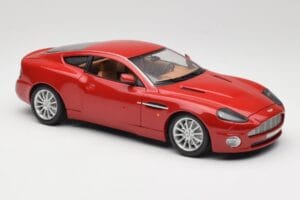 Aston Martin V12 Vanquish Vermelho Bburago 1:18 34063 Metal - imagem 6 de 8