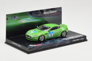 Aston Martin V8 Vantage N24 #7 U. Bez / Porritt / R. Meaden 24 Hours Nurburgring 2008 Minichamps 1:43 437081307 Metal - imagem 2 de 4