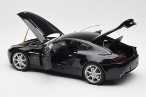 Aston Martin V8 Vantage Onyx Preto AUTOart 1:18 70202 Metal - imagem 5 de 8