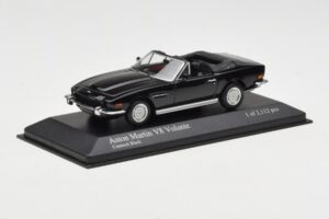 Aston Martin V8 Volante Preto Minichamps 1:43 400137730 Metal - imagem 2 de 4
