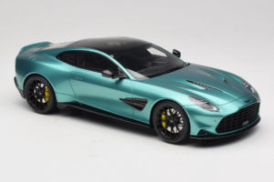 Aston Martin Vanquish Green Metallic GT Spirit 1:18 GT551 Resina - imagem 4 de 6