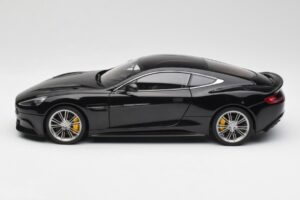 Aston Martin Vanquish Onyx Preto AUTOart 1:18 70247 Metal - imagem 4 de 8