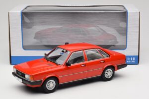 Audi 80 B2 GLS Vermelho MCG 1:18 MCG18526 Metal - imagem 6 de 6
