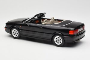 Audi 80 B3 Cabriolet Preto MCG 1:18 MCG18372 Metal - imagem 5 de 6