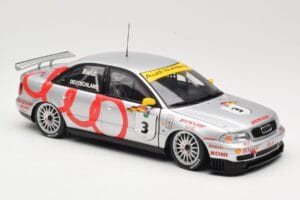 Audi A4 B5 #3 F. Biela DTM World Champion 1995 UT Models 1:18 39542 Metal - imagem 6 de 8