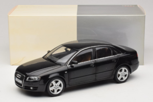 Audi A4 B6 3.2 Quattro Preto Minichamps 1:18 5010404125 Metal - imagem 8 de 8