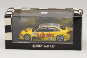 Audi A4 B6 #12 T. Kristensen Audi Sport Team Rosberg DTM 2004 Minichamps 1:43 400041412 Metal - imagem 4 de 4