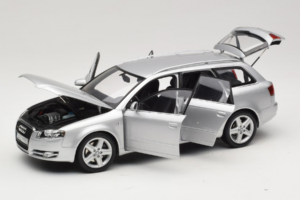 Audi A4 B7 3.2 Quattro Avant Prata Minichamps 1:18 5010404215 Metal - imagem 2 de 8