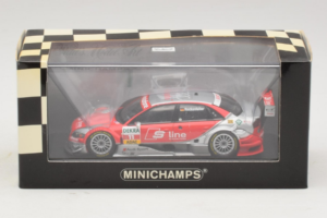 Audi A4 DTM #11 M. Rockenfeller Audi Sport Team Phoenix DTM 2007 Minichamps 1:43 400079611 Metal - imagem 4 de 4