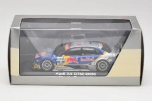 Audi A4 B7 #4 Red Bull M. Tomczyk DTM 2006 Minichamps 1:43 5020600303 Metal - imagem 4 de 4