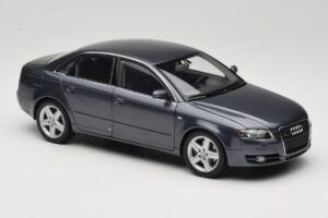 Audi A4 B7 Cinzento Metalizado Minichamps 1:18 100014400 Metal - imagem 6 de 8