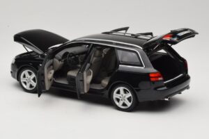 Audi A4 B8 Avant 3.2 Quattro Preto Minichamps 1:18 5010404225 Metal - imagem 5 de 8