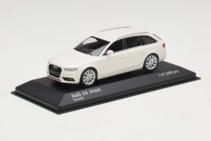 Audi A4 B8 Avant Branco Minichamps 1:43 410011010 Metal - imagem 2 de 5