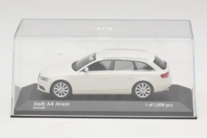Audi A4 B8 Avant Branco Minichamps 1:43 410011010 Metal - imagem 4 de 5
