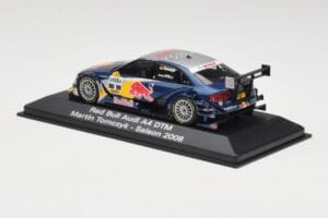 Audi A4 B8 #2 Red Bull M. Tomczyk DTM 2008 Minichamps 1:43 5020800133 Metal - imagem 3 de 4