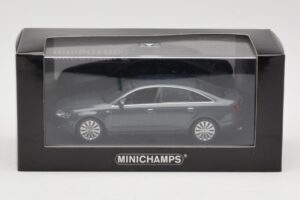 Audi A6 C6 Azul Escuro Minichamps 1:43 5010406143 Metal - imagem 4 de 4
