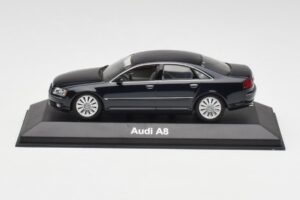Audi A8 D3 Mauritius Azul Metallic Minichamps 1:43 5010508123 Metal