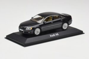 Audi A8 D3 Phantom Preto Minichamps 1:43 5010508133 Metal - imagem 2 de 4