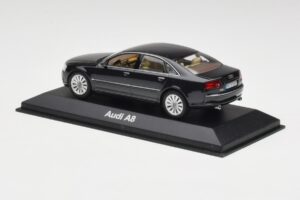 Audi A8 D3 Phantom Preto Minichamps 1:43 5010508133 Metal - imagem 3 de 4