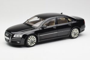 Audi A8 D3 W12 Preto Kyosho 1:18 09212BK Metal