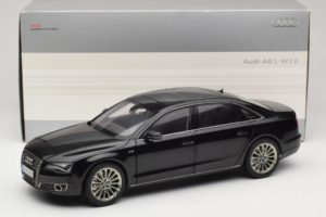 Audi A8L D3 W12 Phantom Black Kyosho 1:18 5011008125 Metal - imagem 8 de 8