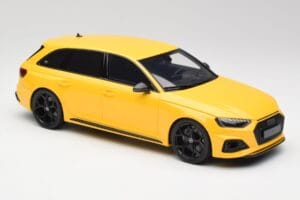 Audi RS4 B9 Avant 25.º Aniversário Vegas Amarelo GT Spirit 1:18 GT935 Resina - imagem 4 de 6