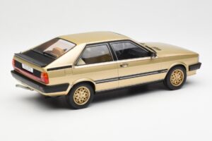 Audi Coupe GT B2 Dourado MCG 1:18 MCG18414 Metal - imagem 2 de 6