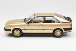 Audi Coupe GT B2 Dourado MCG 1:18 MCG18414 Metal - imagem 3 de 6