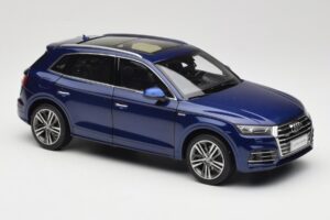 Audi Q5L FY Azul Paudi Model 1:18 33729 Metal - imagem 6 de 8