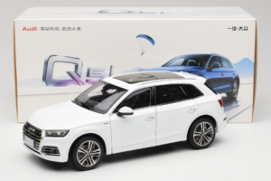 Audi Q5L FY Branco Paudi Model 1:18 30694 Metal - imagem 8 de 8