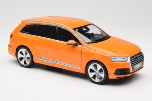 Audi Q7 4M Laranja Metallic Minichamps 1:18 110014004 Metal - imagem 6 de 8