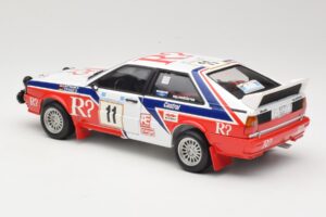 Audi Quattro #11 F. Wittmann / J. Pattermann Rally Acropolis 1986 Sun Star 1:18 4191 Metal - imagem 7 de 8