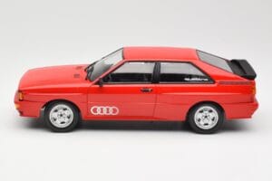 Audi Quattro Vermelho Minichamps 1:18 155016124 Metal - imagem 3 de 6