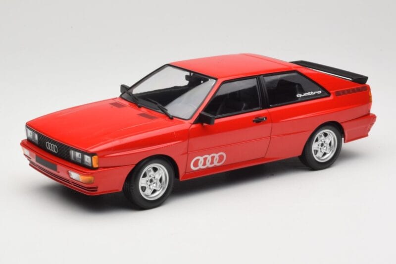Audi Quattro Vermelho Minichamps 1:18 155016124 Metal